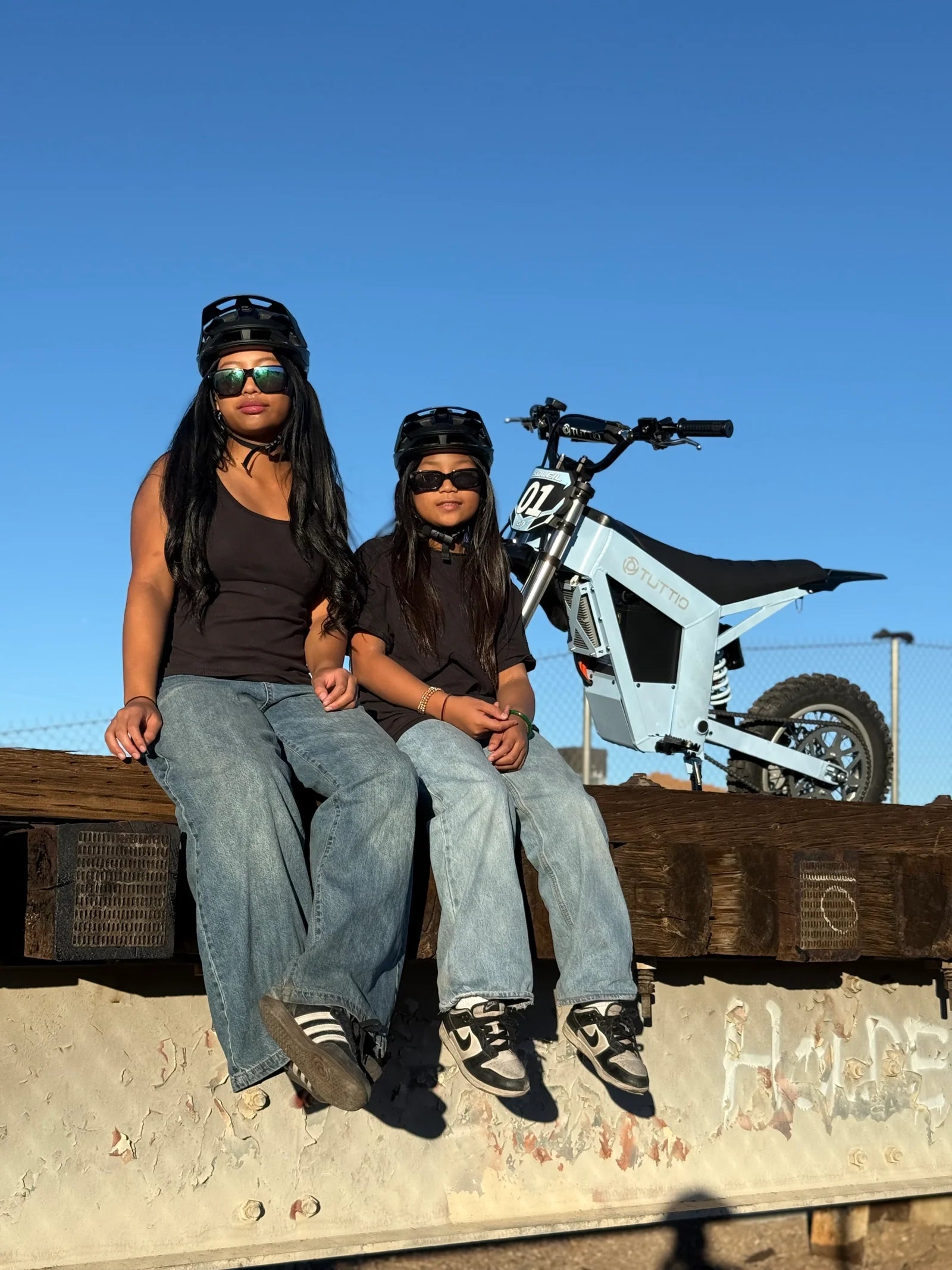 Tuttio Soleil01 GB Electric Dirt Bike (Glacier Blue)